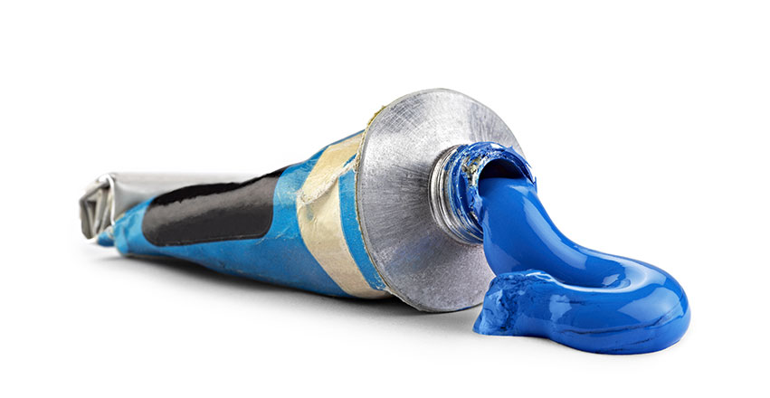 Acryltube mit blauer Farbe